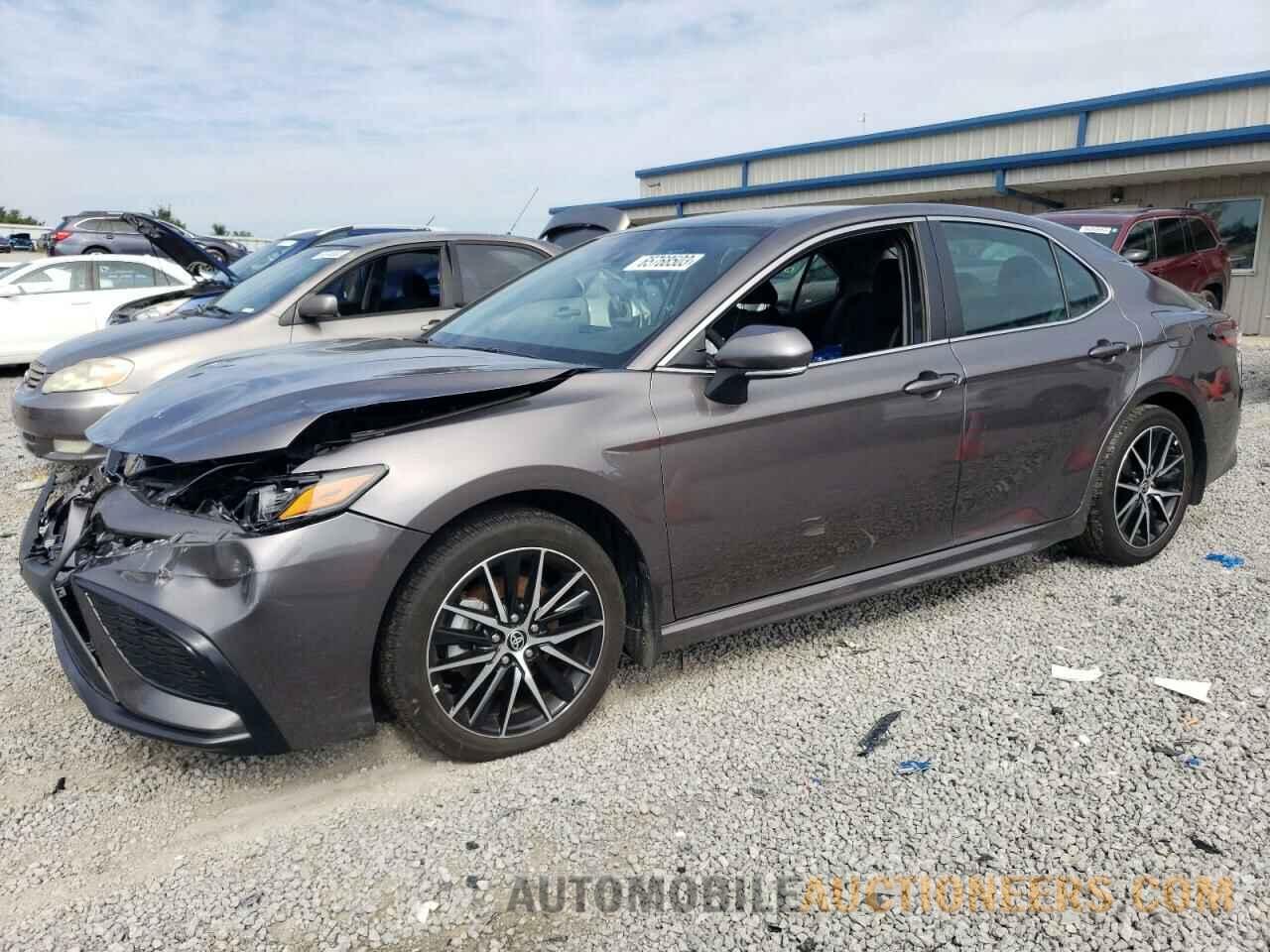 4T1T11AK1NU641296 TOYOTA CAMRY 2022