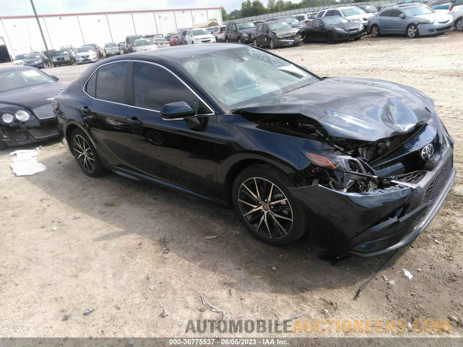 4T1T11AK2MU490404 TOYOTA CAMRY 2021