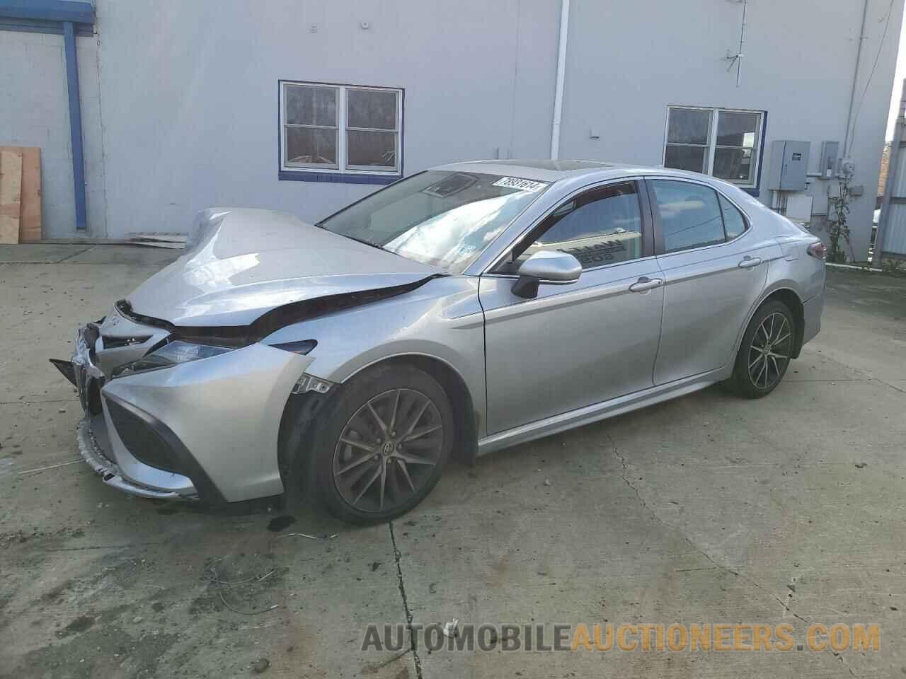 4T1T11AK2MU530657 TOYOTA CAMRY 2021