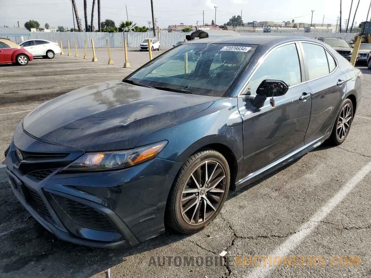 4T1T11AK2MU558796 TOYOTA CAMRY 2021