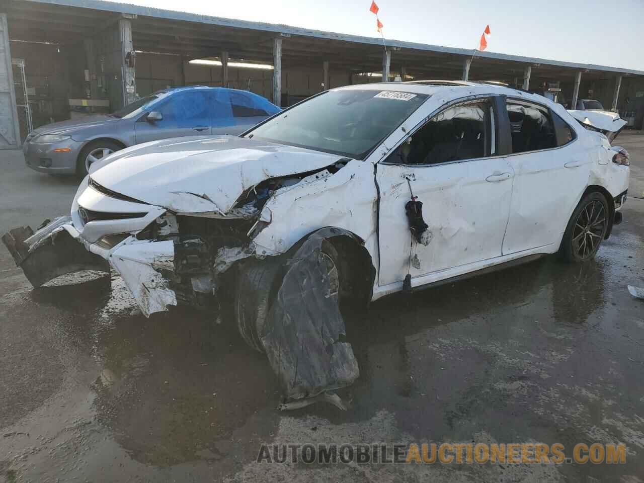 4T1T11AK2MU568633 TOYOTA CAMRY 2021