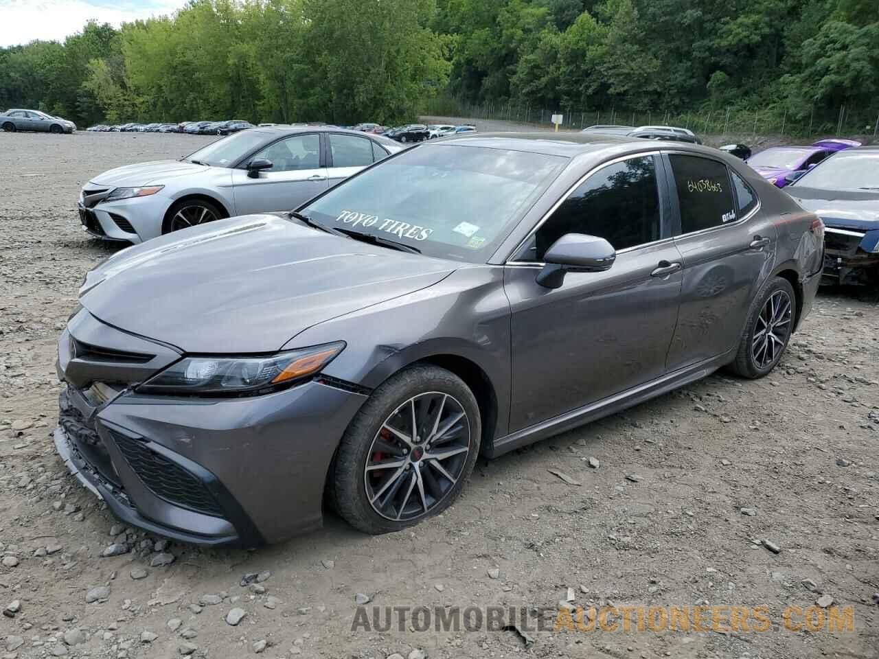 4T1T11AK2NU037675 TOYOTA CAMRY 2022