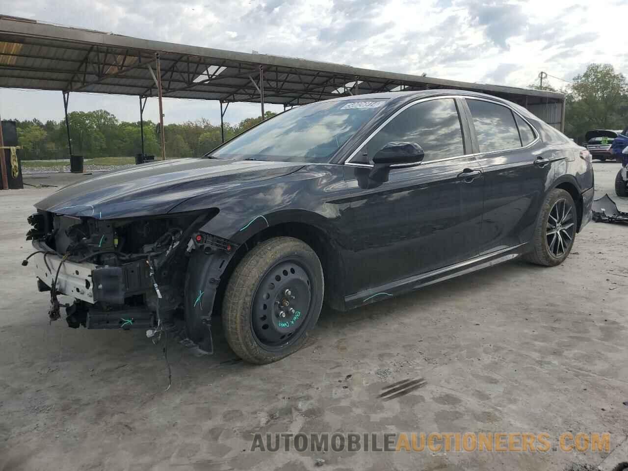 4T1T11AK2NU703319 TOYOTA CAMRY 2022