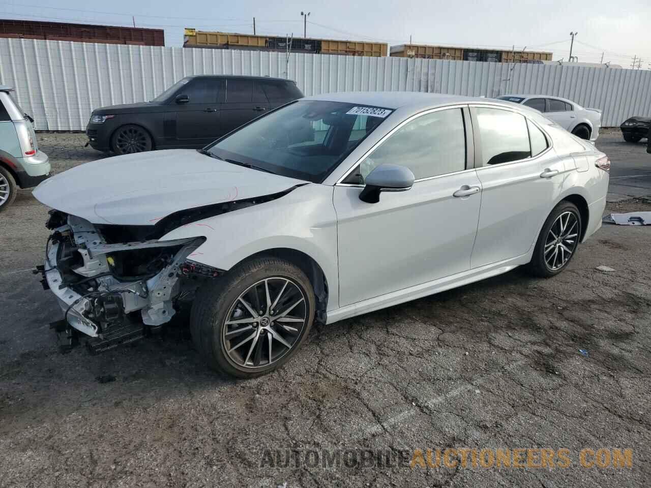 4T1T11AK2PU134135 TOYOTA CAMRY 2023