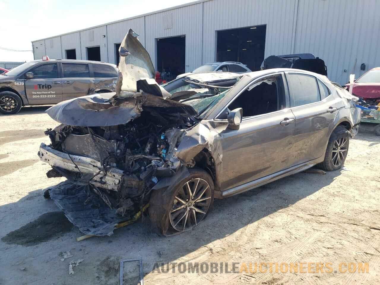 4T1T11AK3PU823522 TOYOTA CAMRY 2023