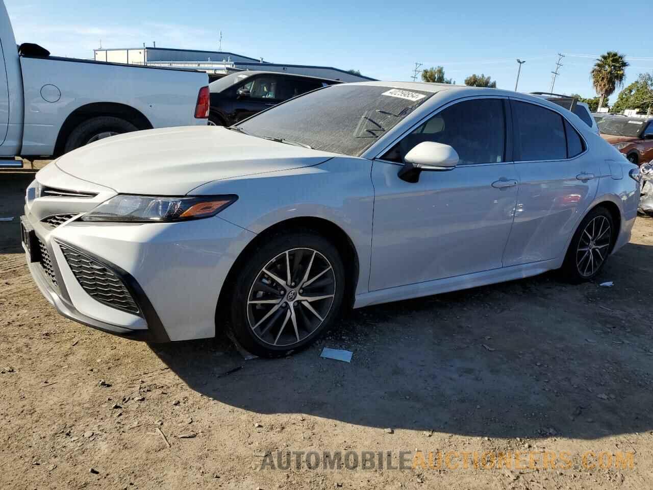 4T1T11AK4PU182817 TOYOTA CAMRY 2023