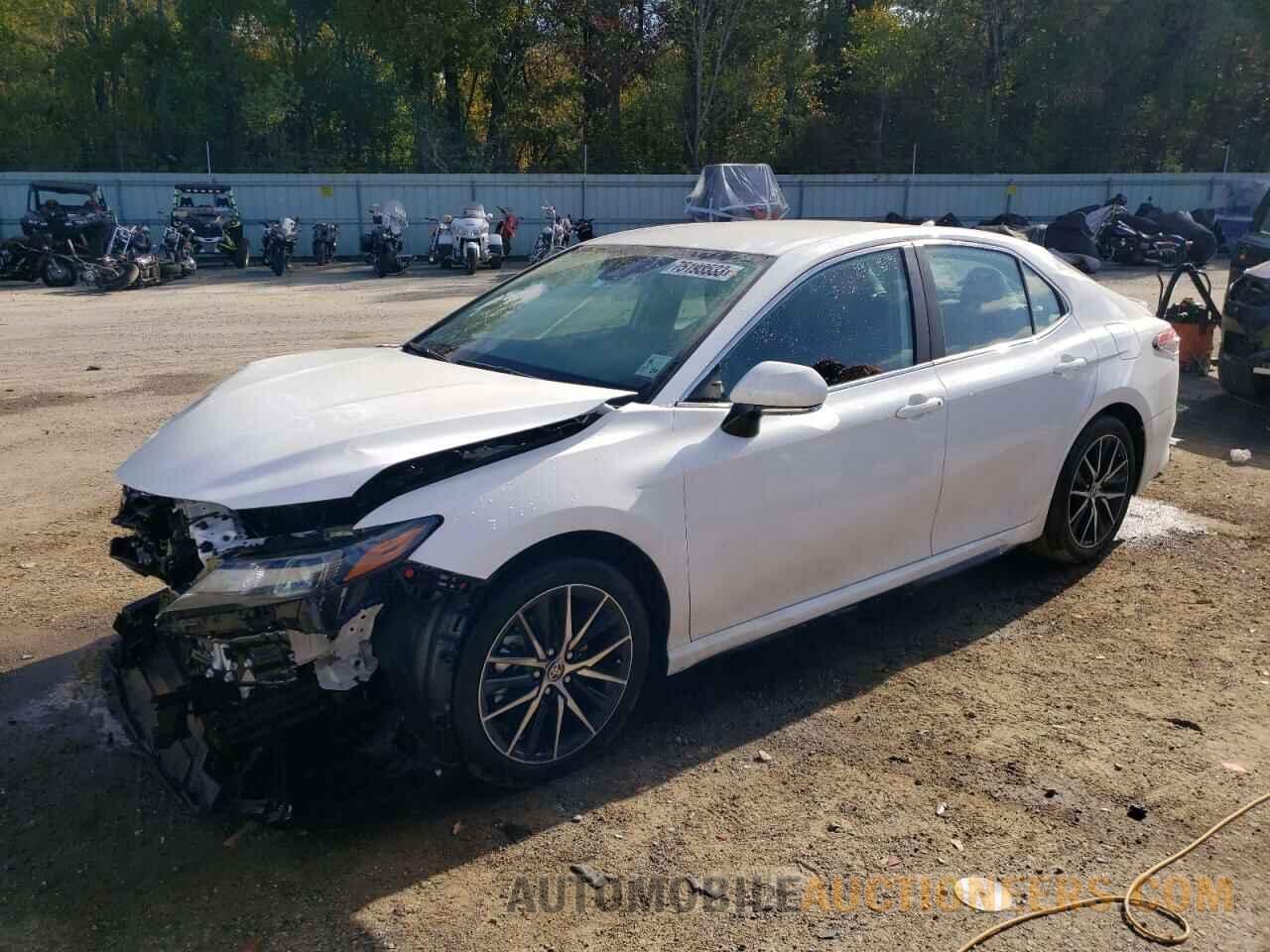 4T1T11AK4PU828275 TOYOTA CAMRY 2023