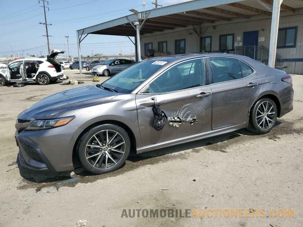 4T1T11AK5MU552023 TOYOTA CAMRY 2021