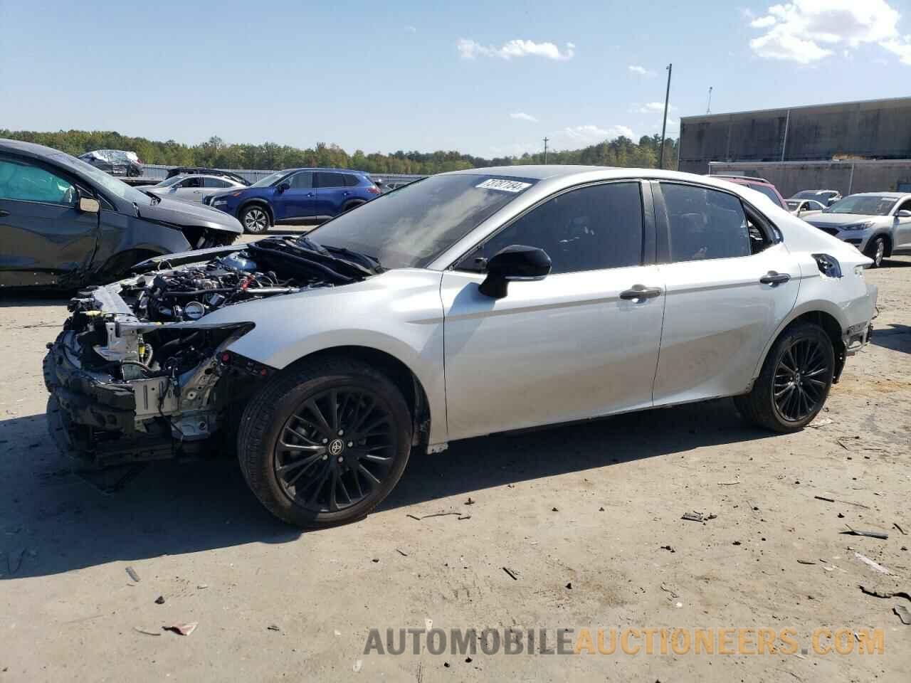 4T1T11AK5NU057225 TOYOTA CAMRY 2022