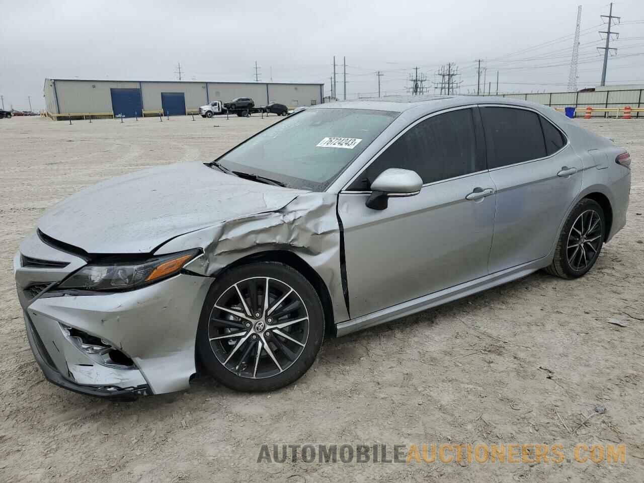 4T1T11AK5RU857660 TOYOTA CAMRY 2024