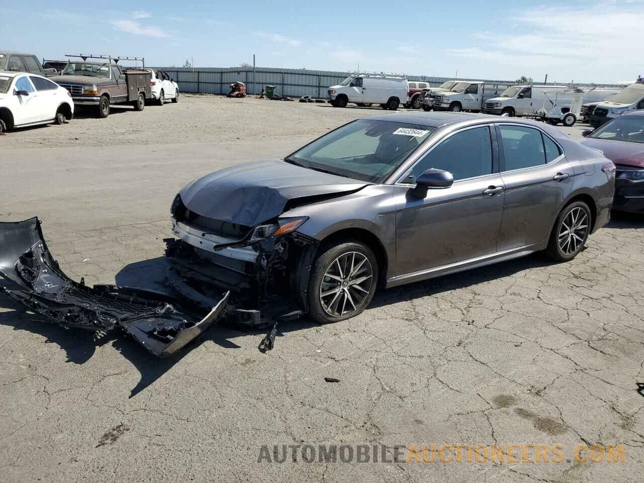 4T1T11AK6MU498067 TOYOTA CAMRY 2021