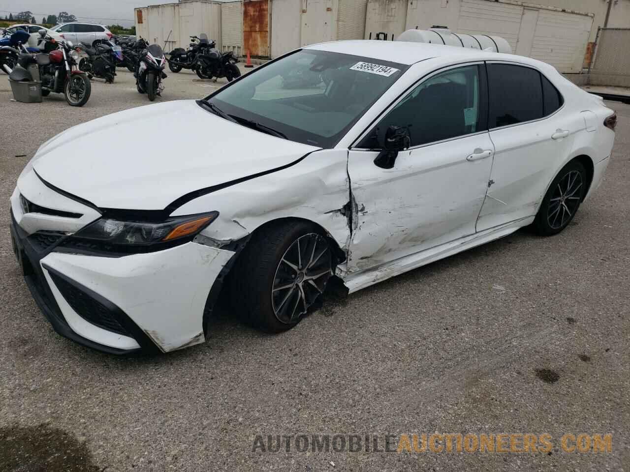 4T1T11AK7MU568384 TOYOTA CAMRY 2021