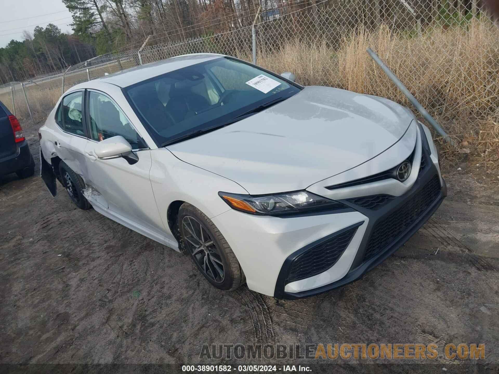 4T1T11AK7PU136575 TOYOTA CAMRY 2023