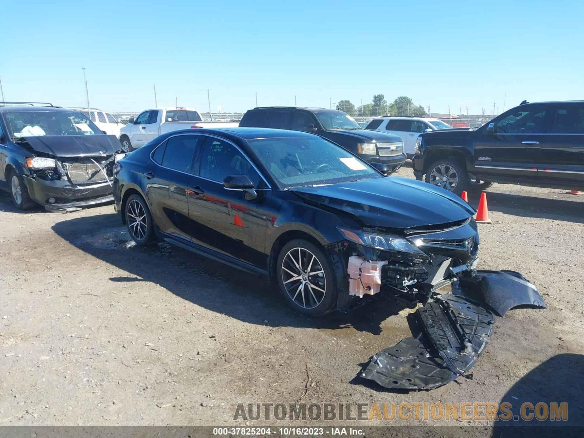 4T1T11AK7PU771389 TOYOTA CAMRY 2023