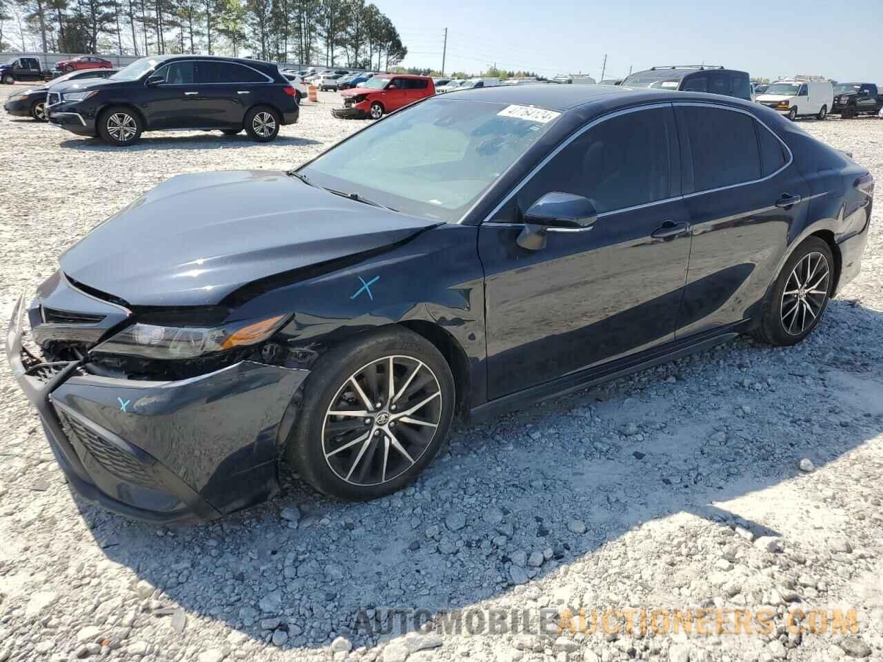 4T1T11AK8MU403556 TOYOTA CAMRY 2021