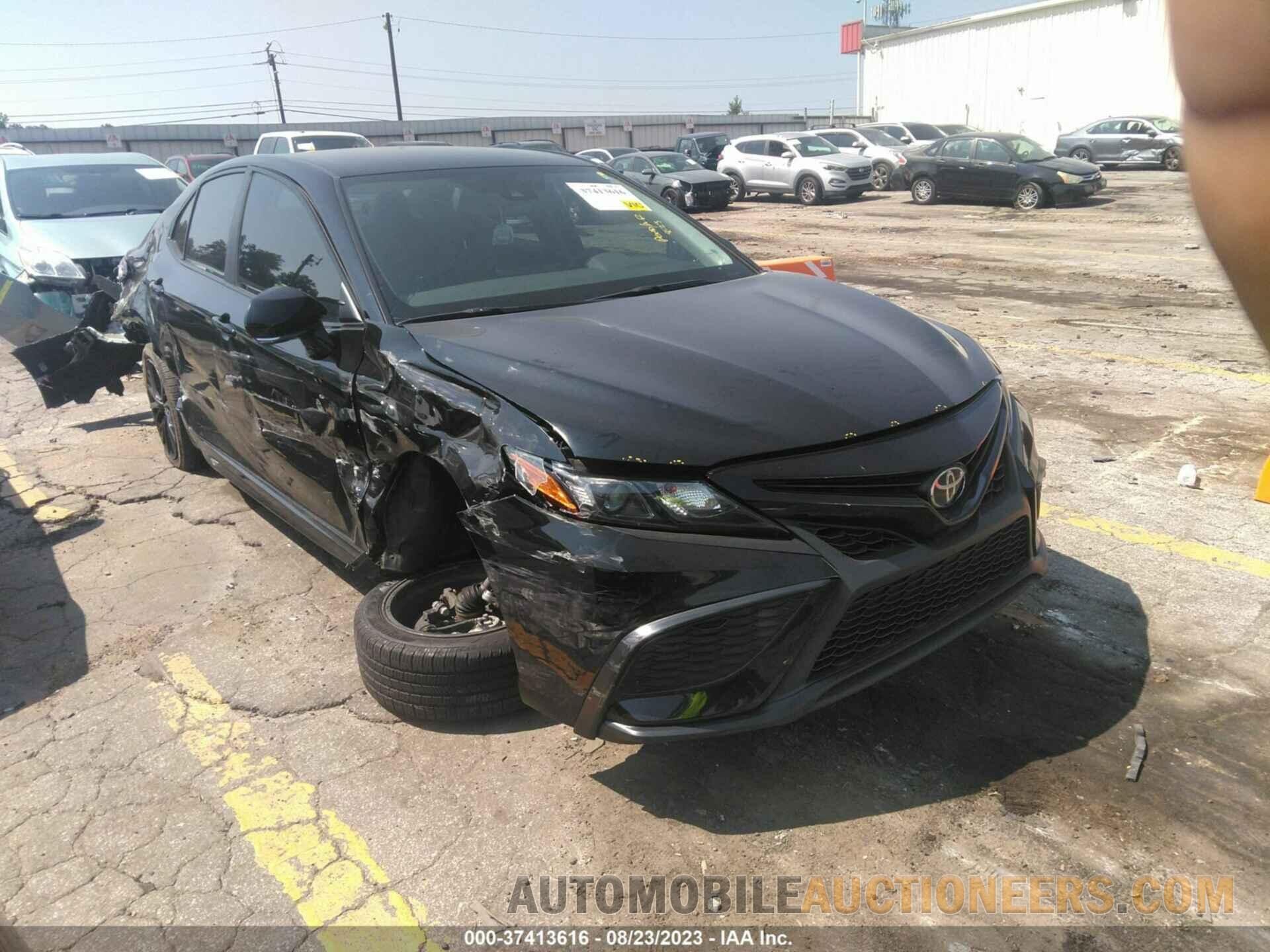 4T1T11AK8MU428165 TOYOTA CAMRY 2021