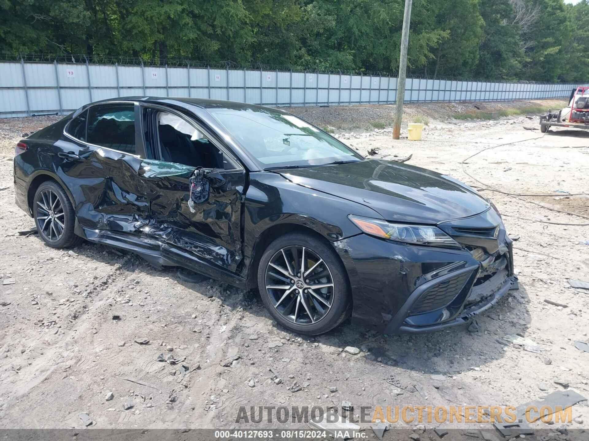 4T1T11AK8MU479486 TOYOTA CAMRY 2021