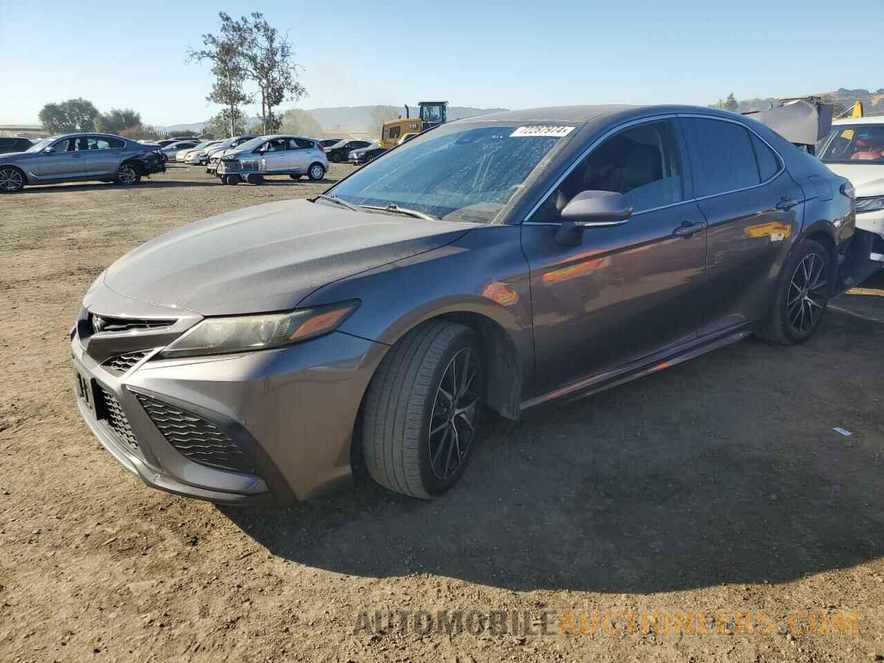 4T1T11AK8MU494165 TOYOTA CAMRY 2021