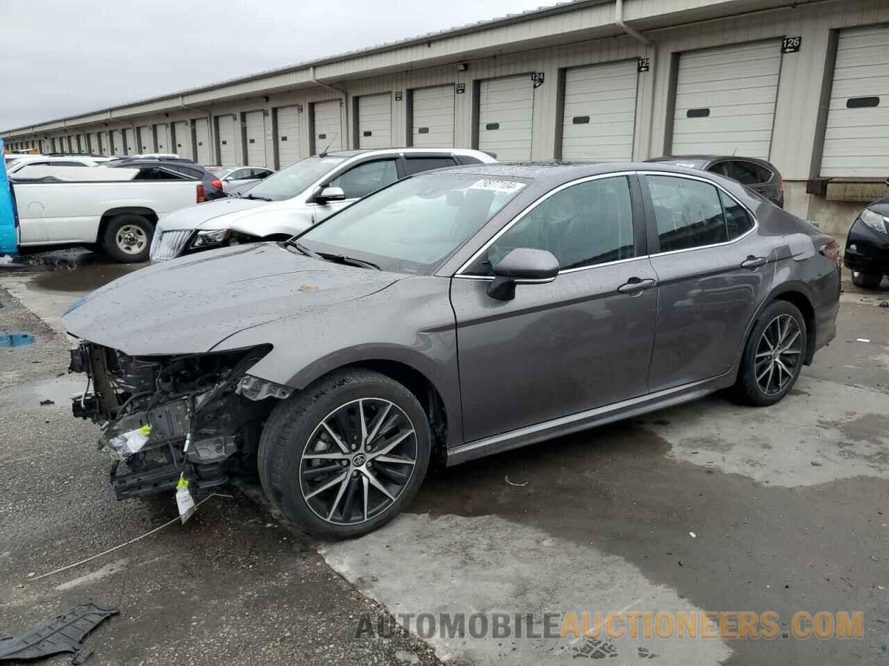 4T1T11AK8MU596985 TOYOTA CAMRY 2021