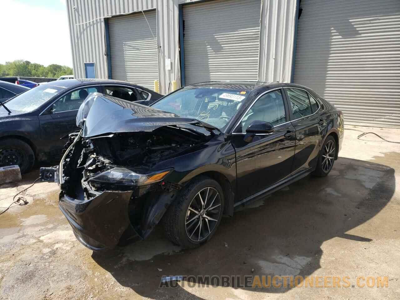 4T1T11AK8MU603708 TOYOTA CAMRY 2021