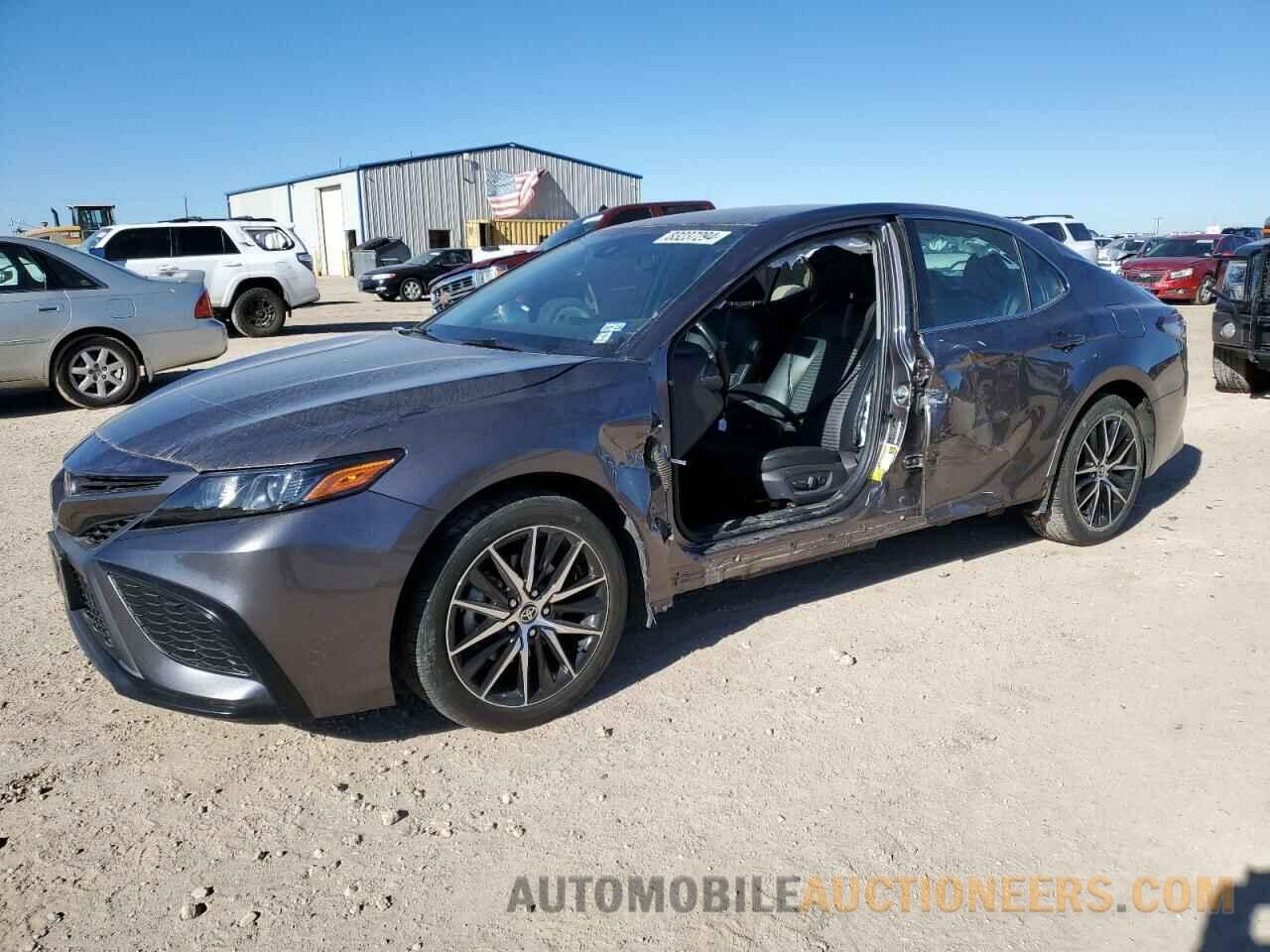 4T1T11AK8NU618663 TOYOTA CAMRY 2022