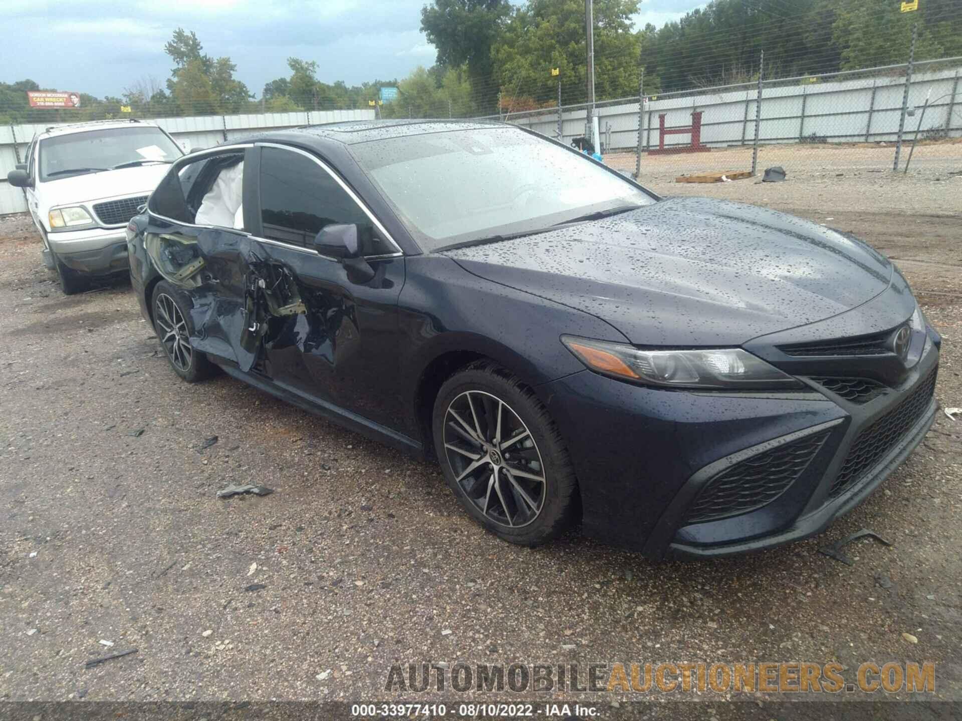 4T1T11AK8NU660086 TOYOTA CAMRY 2022