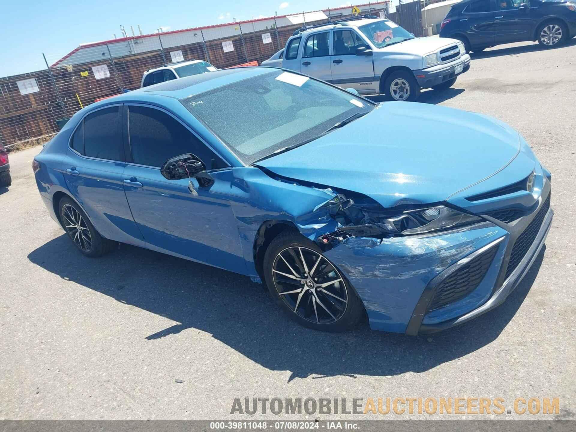 4T1T11AK8RU236946 TOYOTA CAMRY 2024