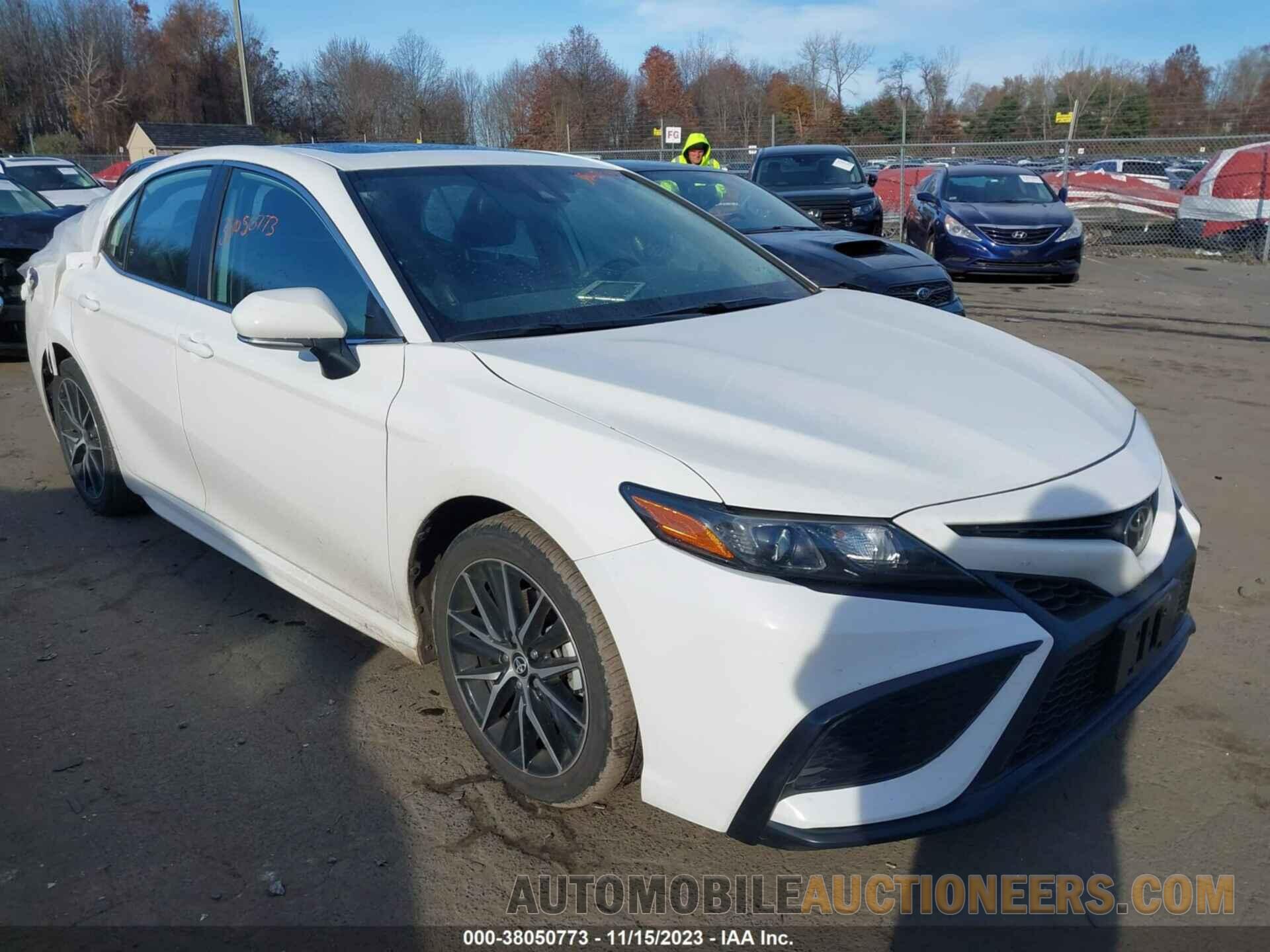 4T1T11AKXNU013690 TOYOTA CAMRY 2022