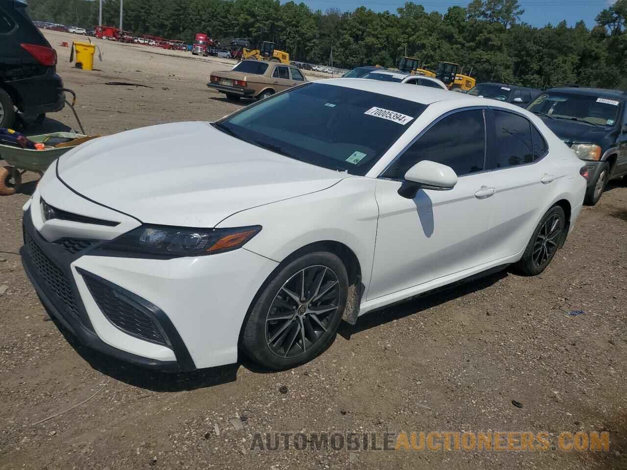 4T1T11AKXNU623587 TOYOTA CAMRY 2022