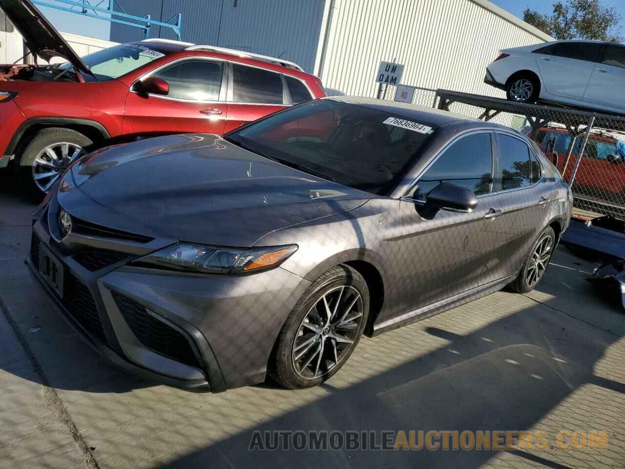 4T1T11AKXPU110858 TOYOTA CAMRY 2023