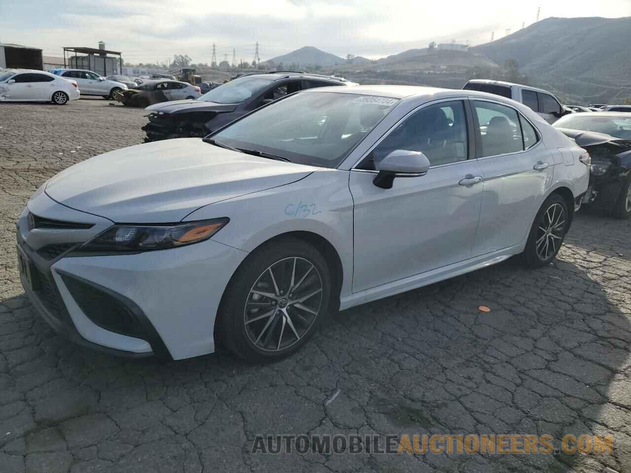 4T1T11AKXPU160921 TOYOTA CAMRY 2023