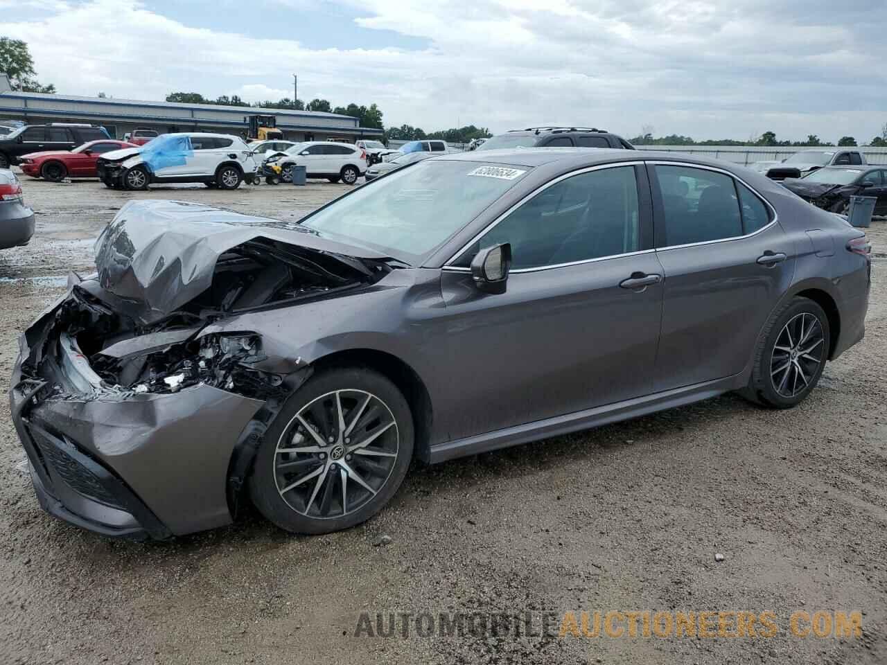 4T1T11AKXRU872624 TOYOTA CAMRY 2024