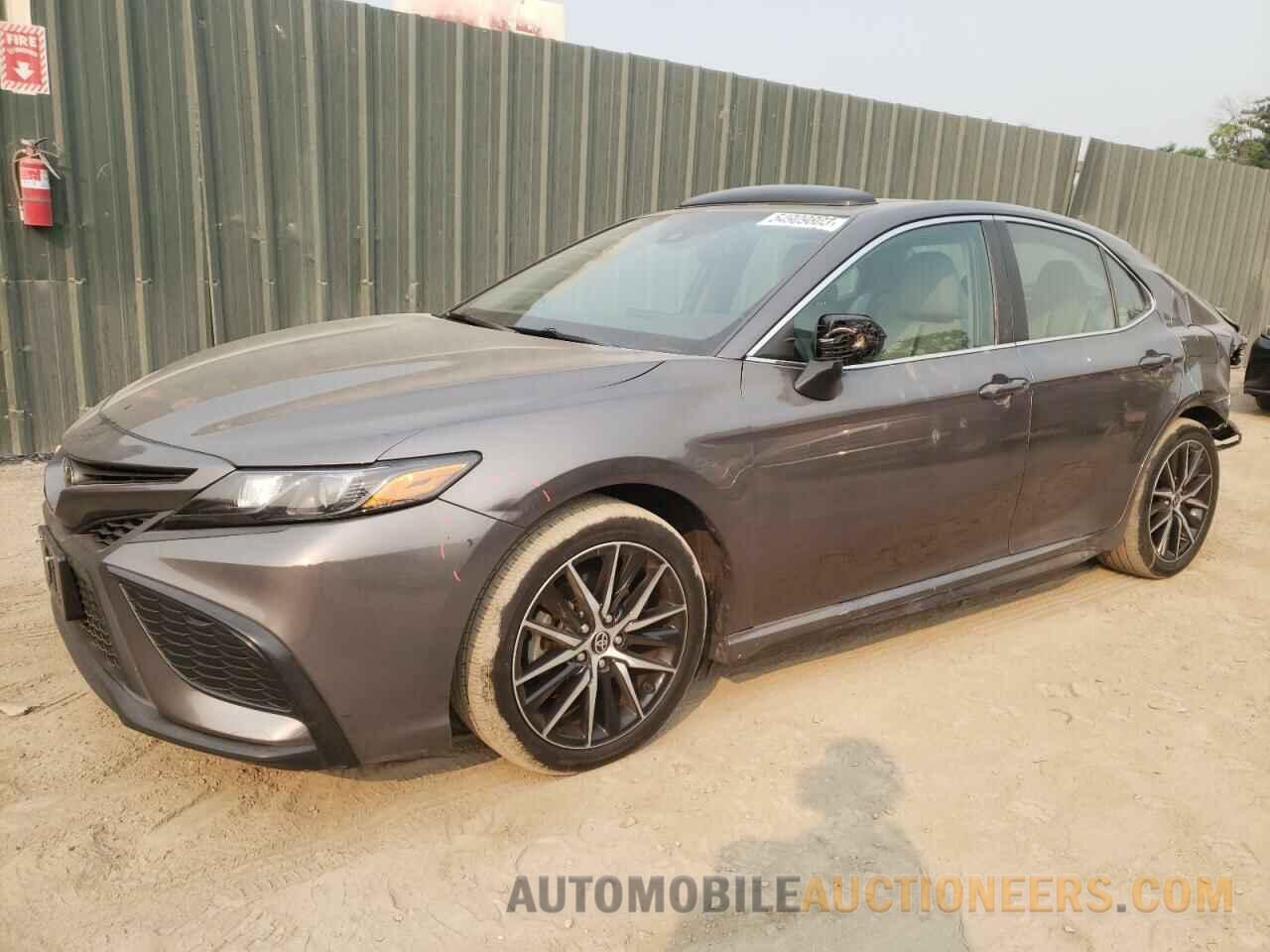 4T1T11BK0MU020936 TOYOTA CAMRY 2021