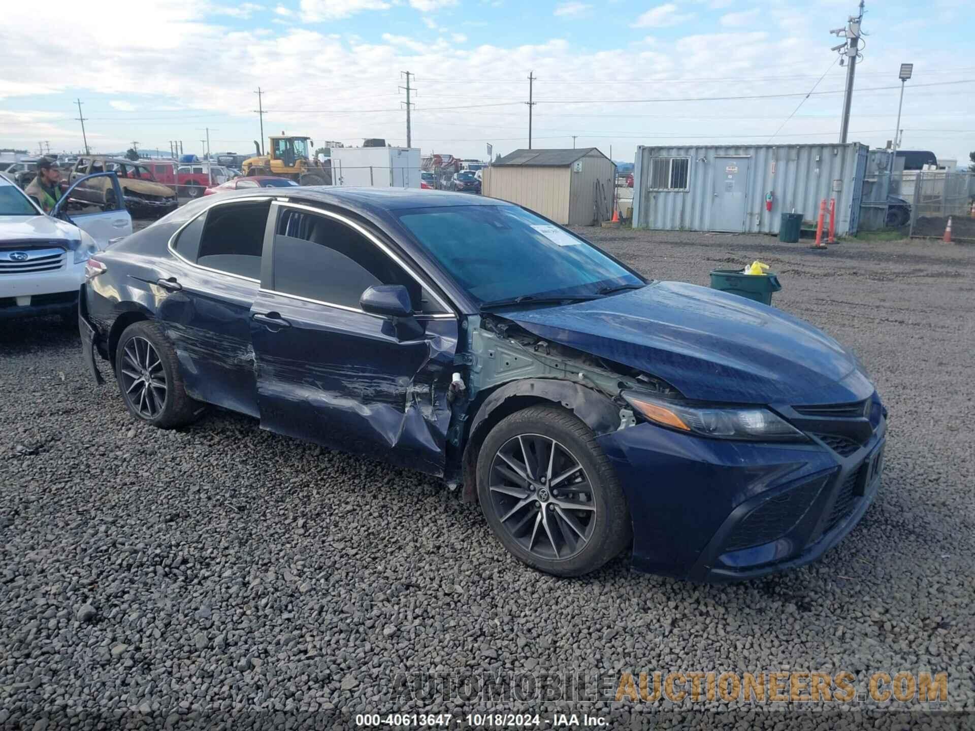 4T1T11BK2MU036510 TOYOTA CAMRY 2021