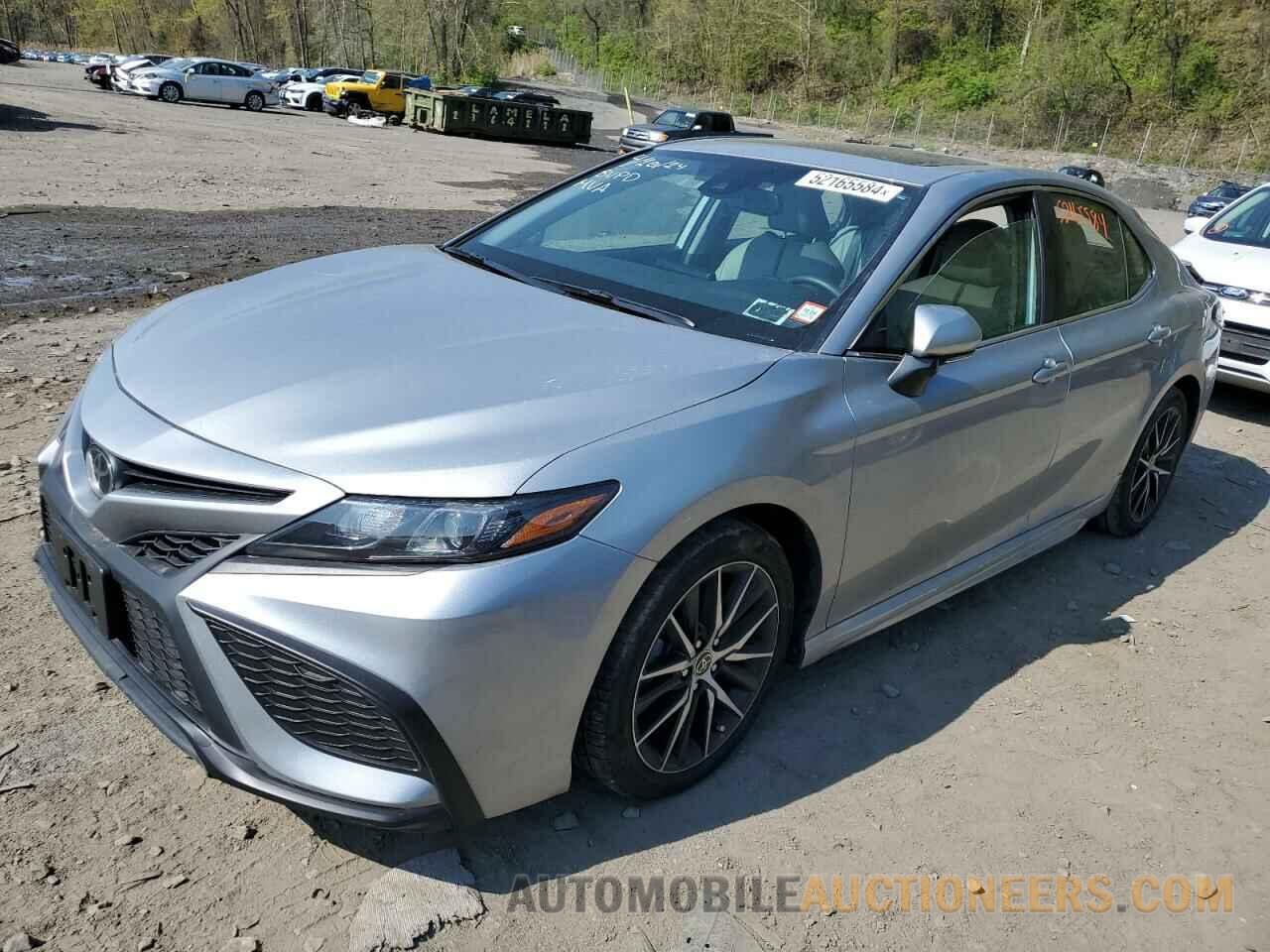 4T1T11BK2NU054197 TOYOTA CAMRY 2022