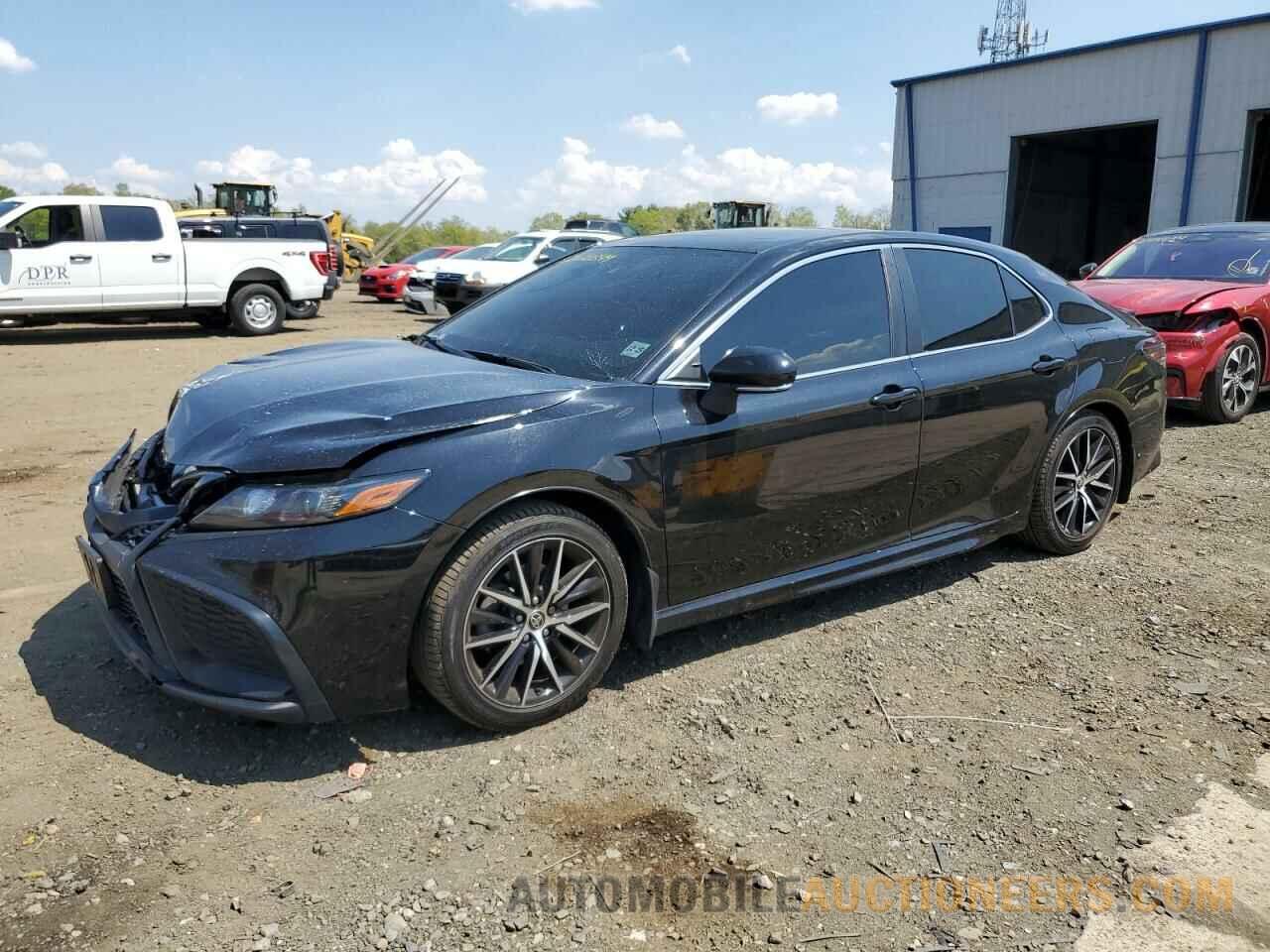 4T1T11BK3MU020865 TOYOTA CAMRY 2021