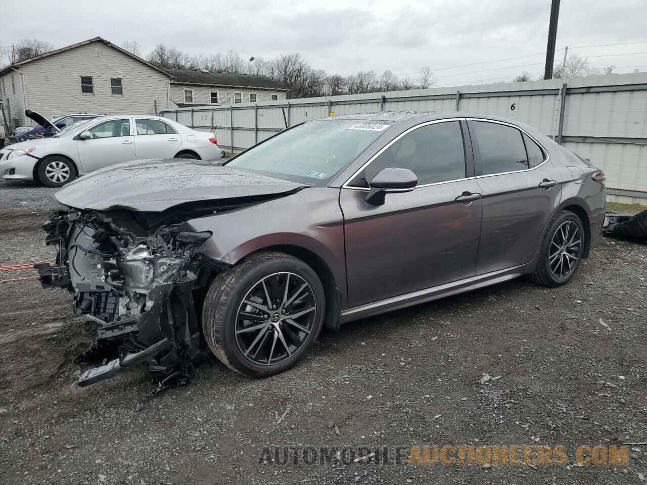 4T1T11BK3RU125395 TOYOTA CAMRY 2024