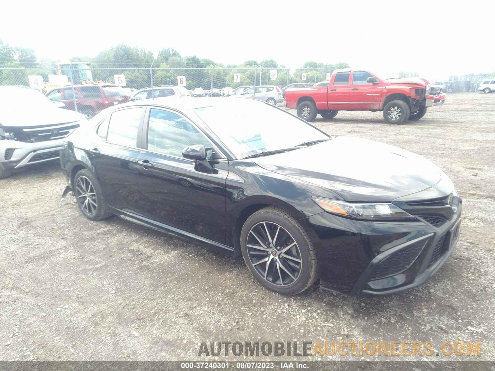 4T1T11BK4MU025198 TOYOTA CAMRY 2021