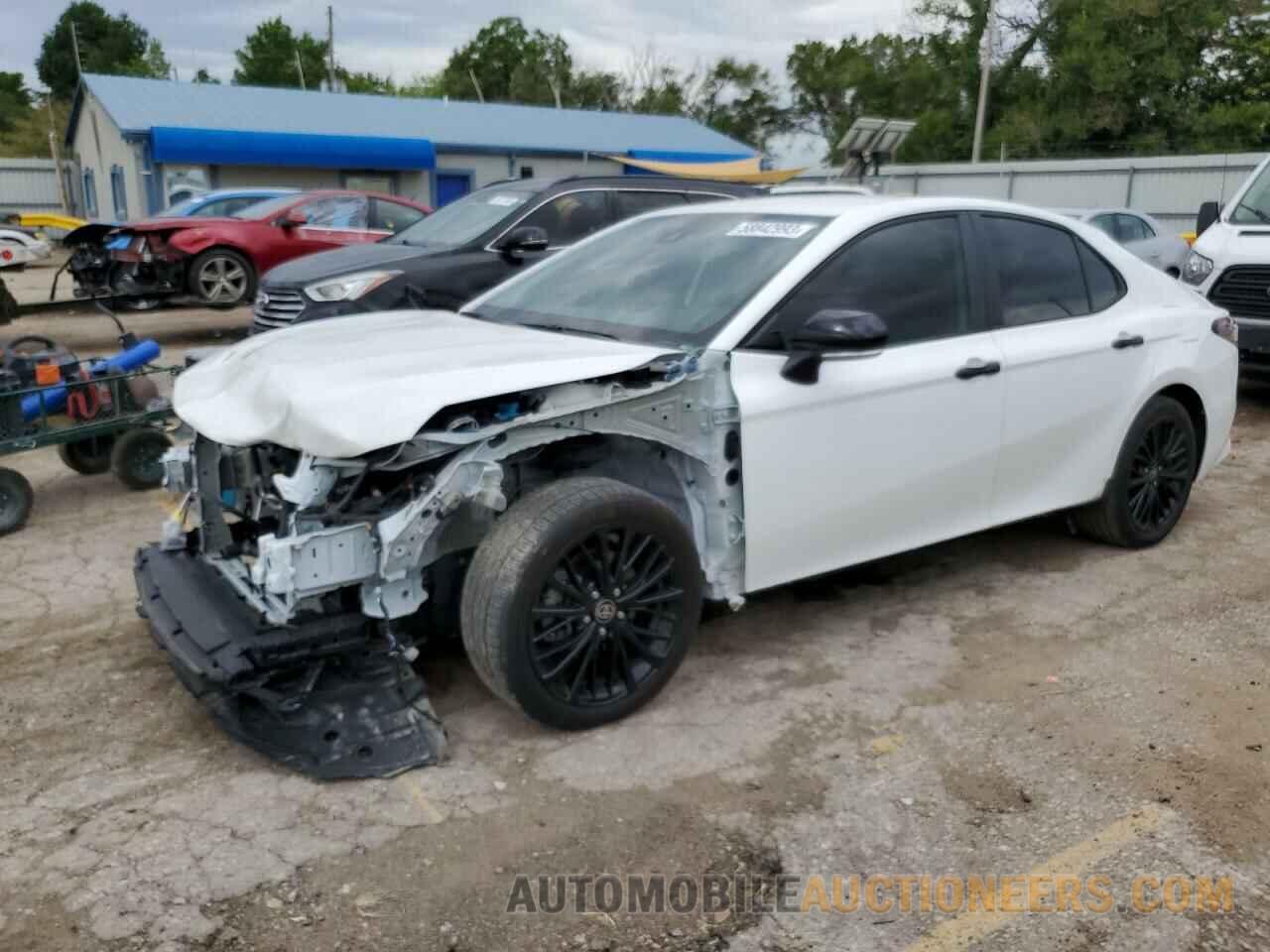 4T1T11BK4NU063323 TOYOTA CAMRY 2022