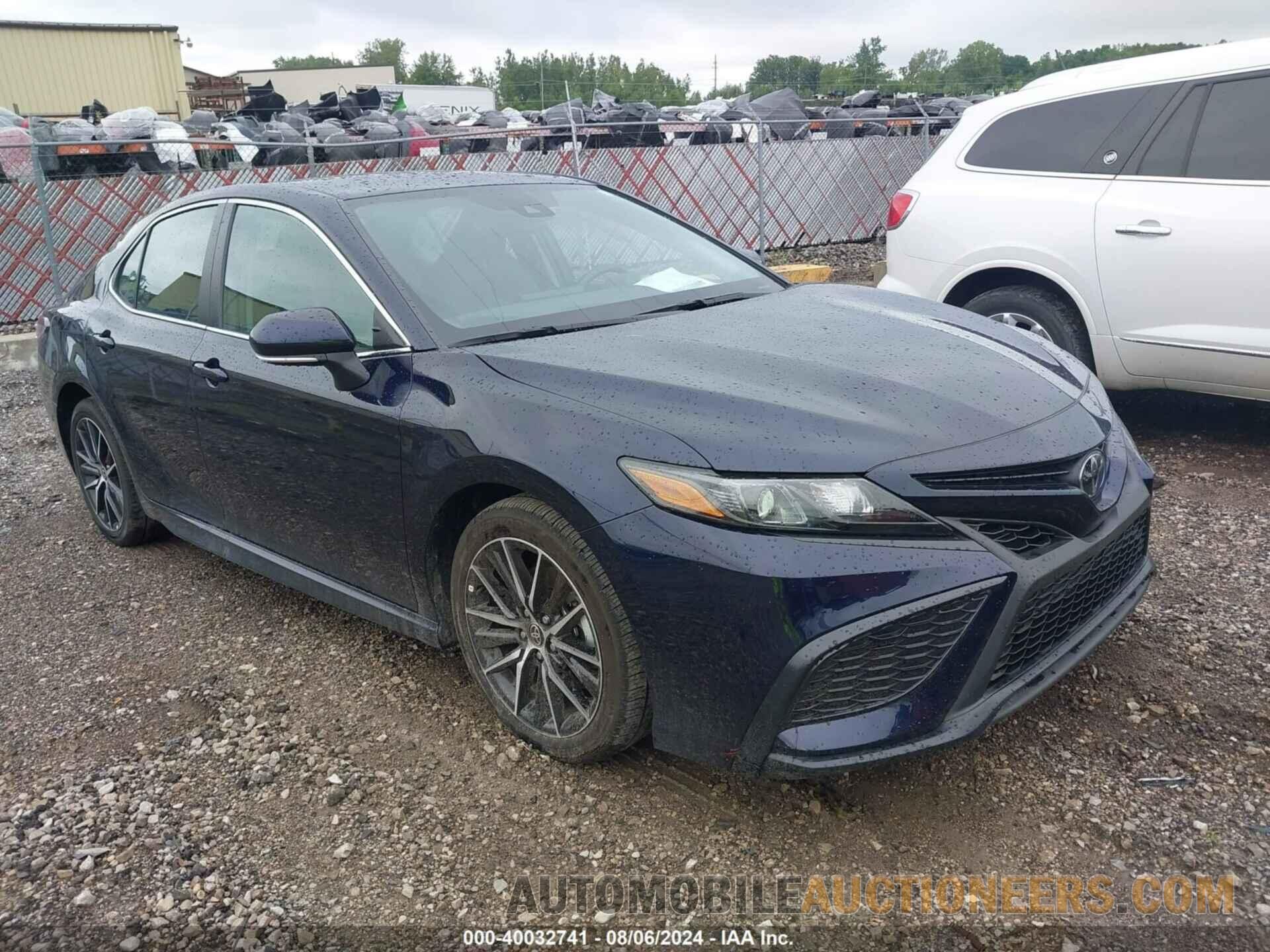 4T1T11BK5MU039529 TOYOTA CAMRY 2021