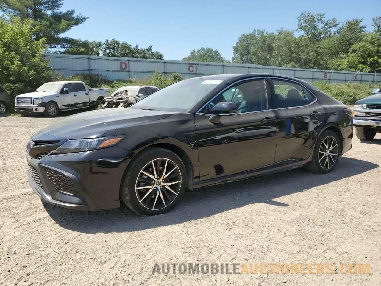 4T1T11BK5NU060771 TOYOTA CAMRY 2022