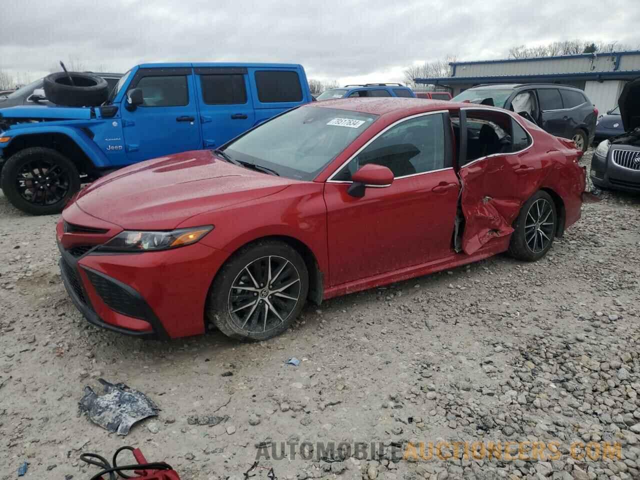 4T1T11BK5NU065503 TOYOTA CAMRY 2022