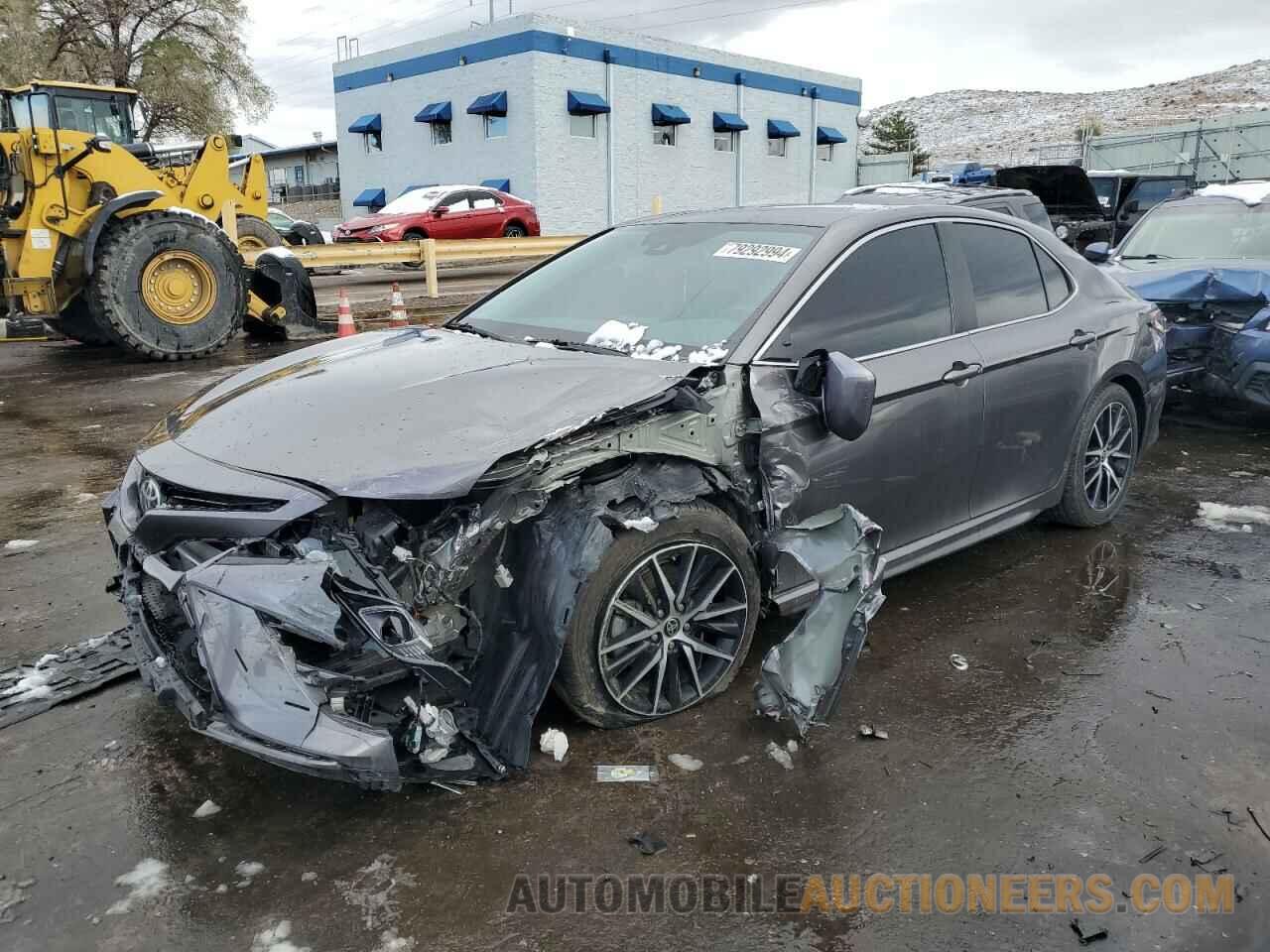 4T1T11BK7NU048461 TOYOTA CAMRY 2022