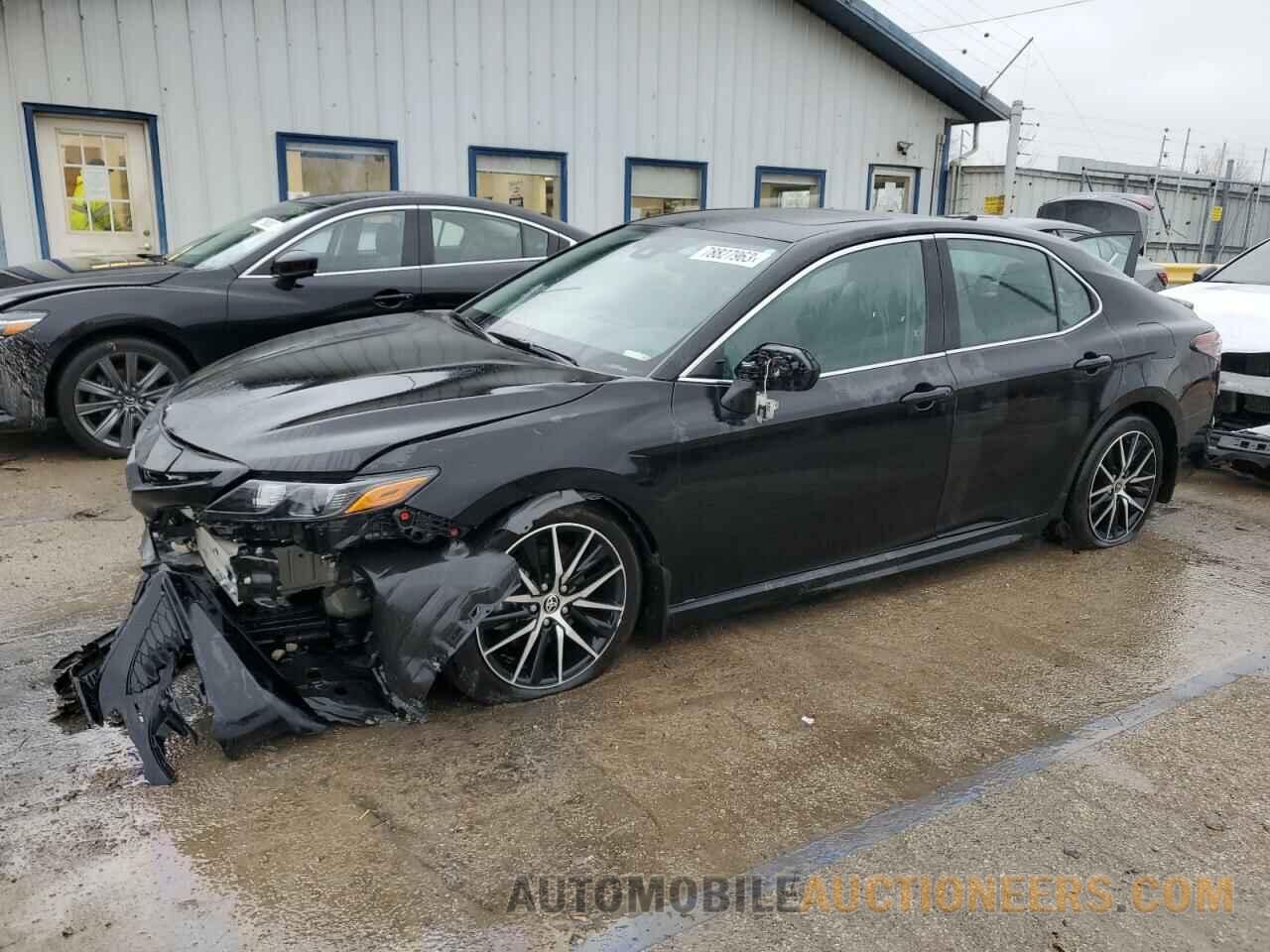 4T1T11BK8NU070467 TOYOTA CAMRY 2022