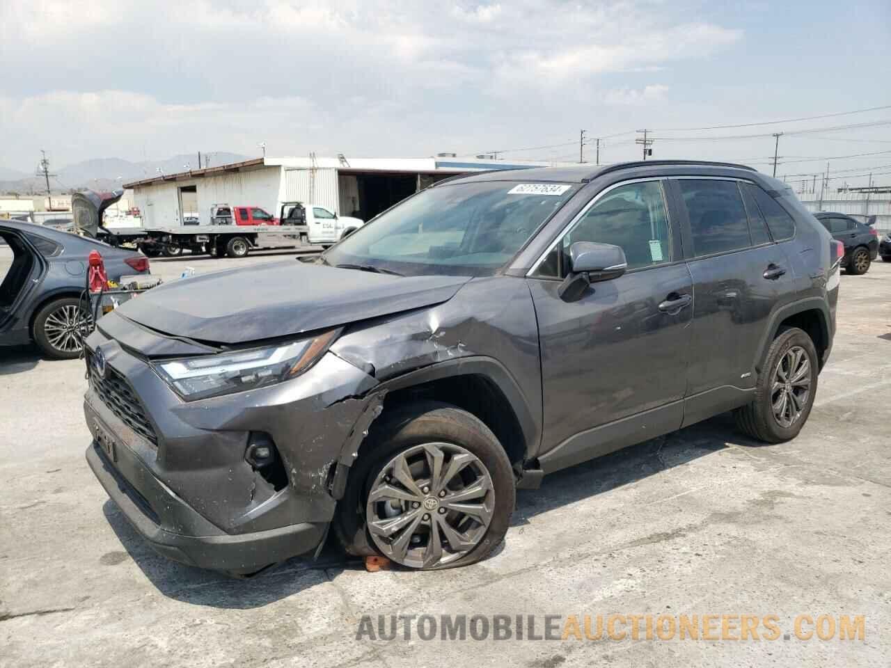 4T3B6RFV8NU099555 TOYOTA RAV4 2022