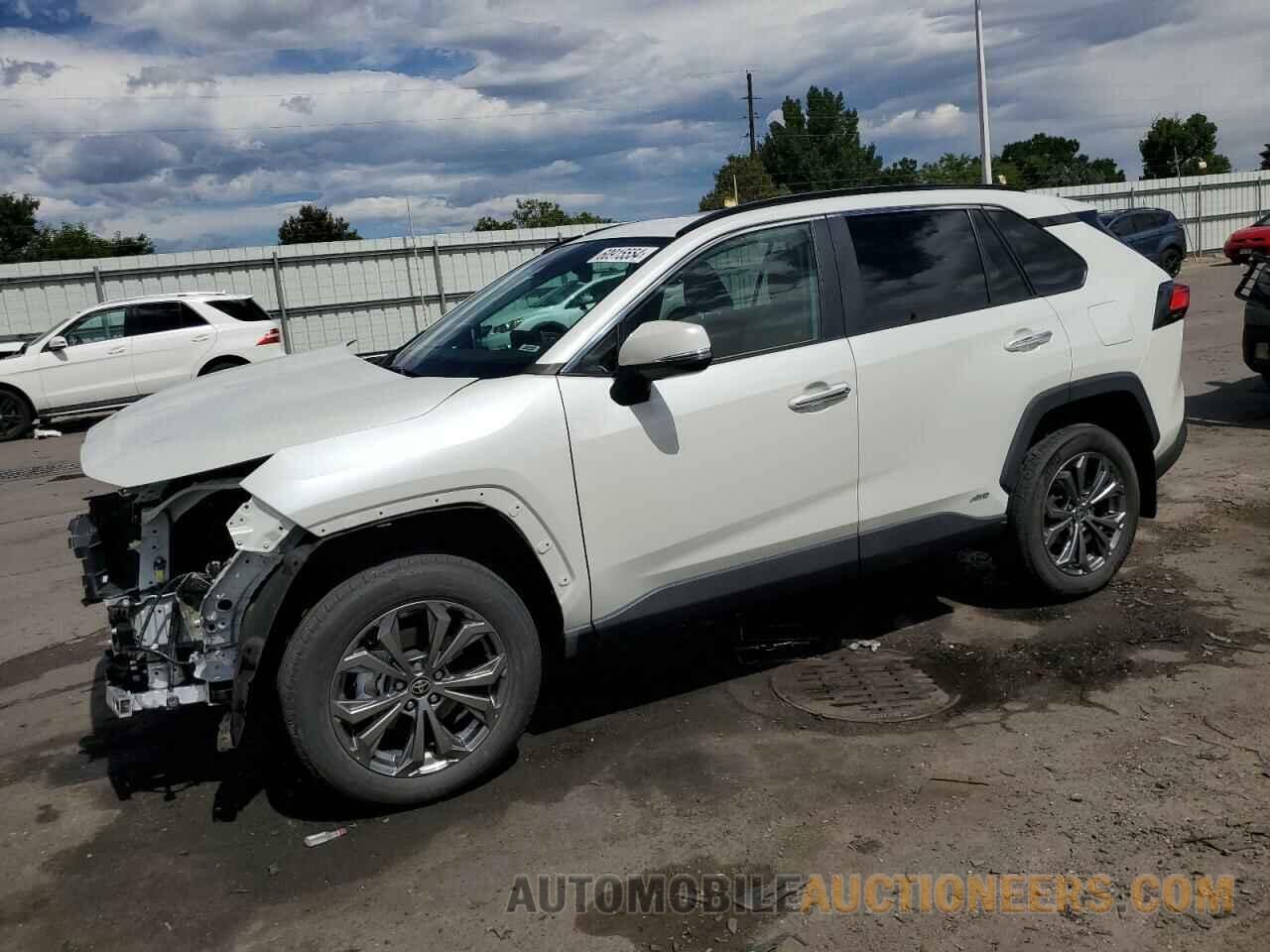 4T3D6RFV2NU075132 TOYOTA RAV4 2022