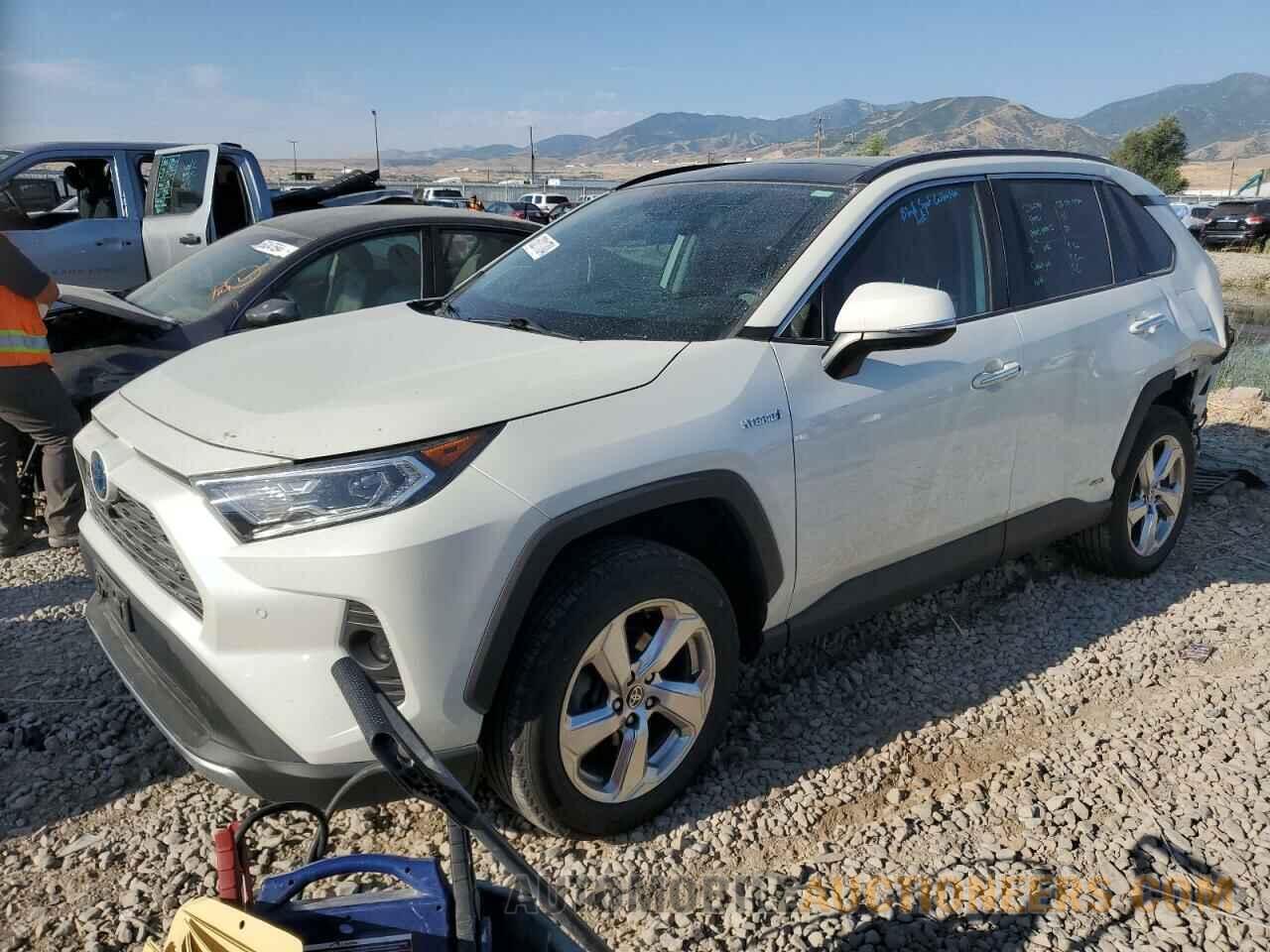 4T3D6RFV3MU032658 TOYOTA RAV4 2021