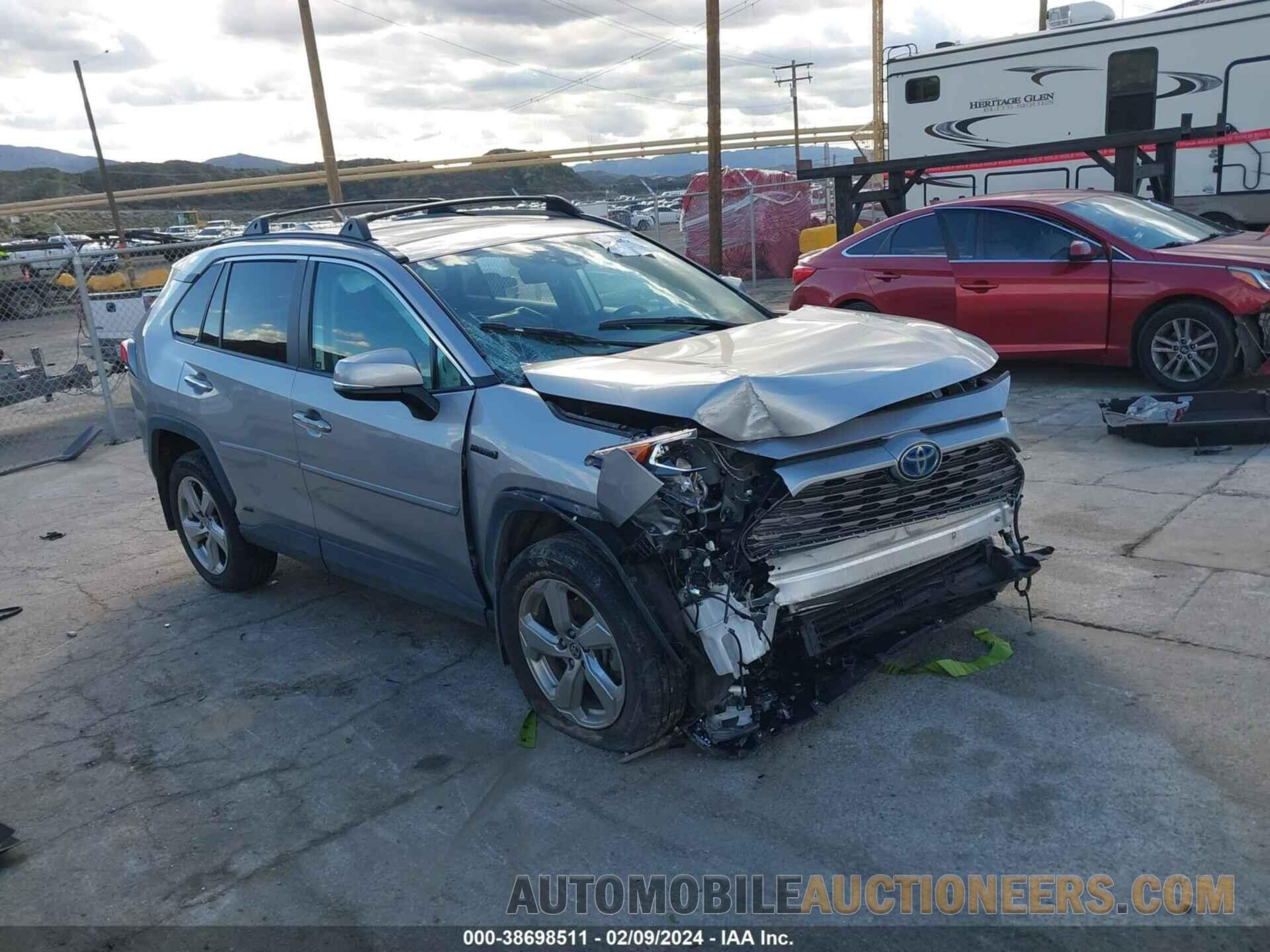 4T3D6RFVXMU042796 TOYOTA RAV4 2021