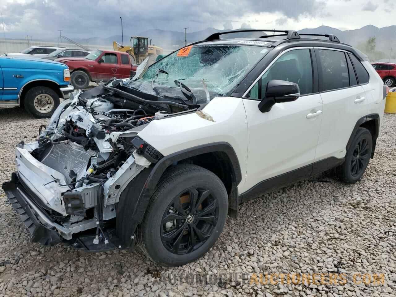 4T3E6RFV2NU072400 TOYOTA RAV4 2022