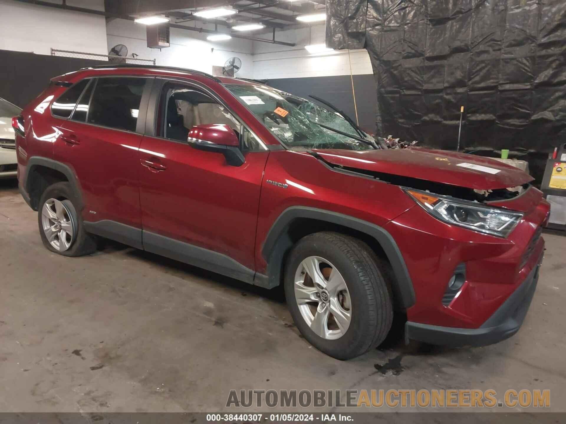 4T3R6RFV9MU015806 TOYOTA RAV4 2021